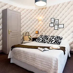 Logis La Magnanerie - Cote Bistro Отель