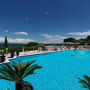 Althoff Belrose Hotel